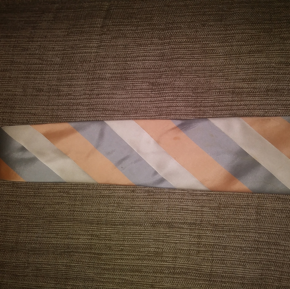 Necktie - Picture 3 of 4